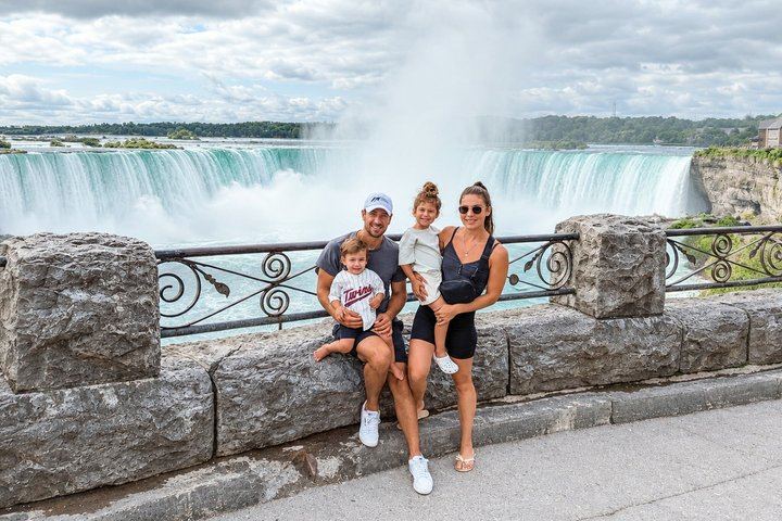 Niagara Falls Canada Side Day Tour from Toronto with Maple Factory and Power Station (7/12)