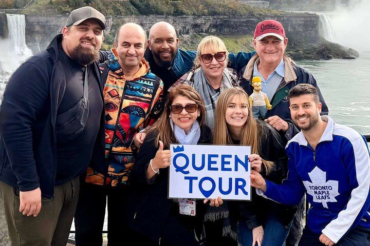 Niagara Falls Canada Side Day Tour from Toronto with Maple Factory and Power Station (5/12)