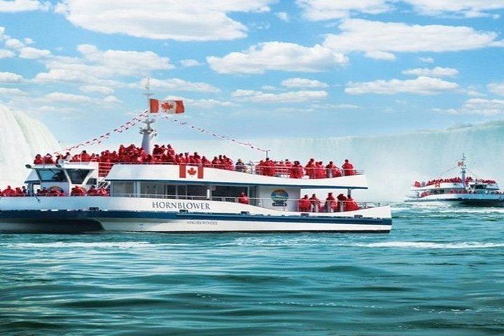 Niagara Falls Tour for 6 with Downtown Hotel Pickup, Boat Cruise, Skylon and Maple Trail (1/12)