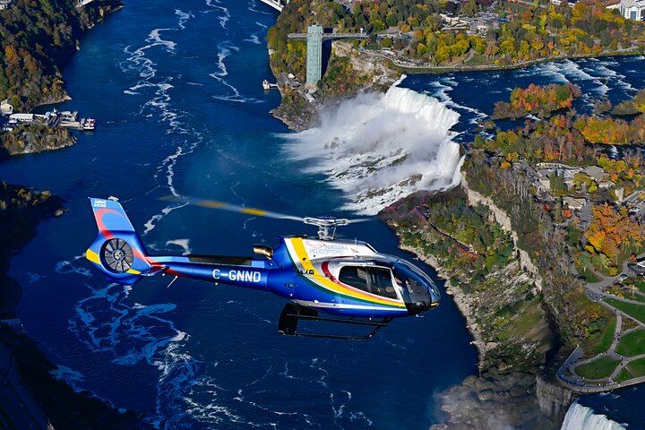 Niagara Falls Canada Helicopter Tour with Boat Cruise and Journey Behind the Falls (5/12)