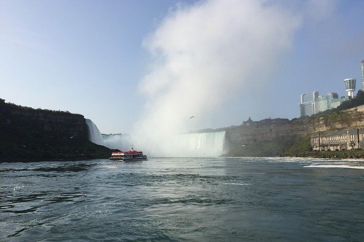 Niagara Falls Day and Night Tour from NYC with Evening Illumination Viewing (6/12)