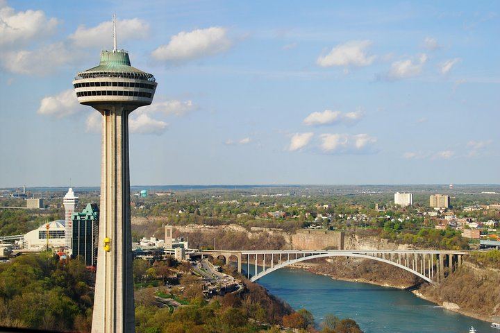 Niagara Falls Tour from Toronto Hotels with Skylon Tower, Journey Behind the Falls (8/11)