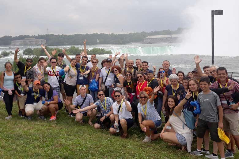 Niagara Falls Full-Day Bus Tour from Times Square with Guide, Audio or Boat Options (3/6)