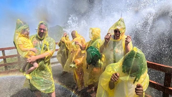 Niagara Falls Small-Group Chauffeured Tour: Boat, Cave of the Winds, Tesla Statue (3/12)