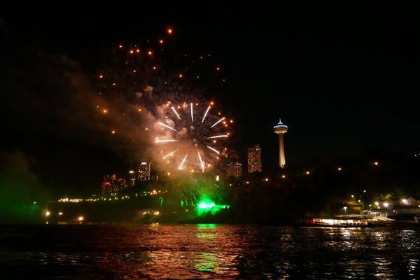 Skylon Tower Walking Night Tour with Fallsview Dinner and Fireworks Boat Cruise