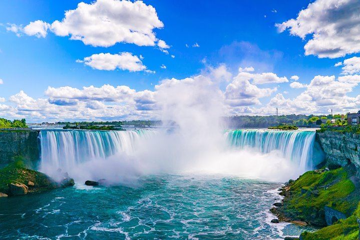 Niagara Falls Overnight Coach Day Trip from Times Square with Goat Island Stop (6/6)