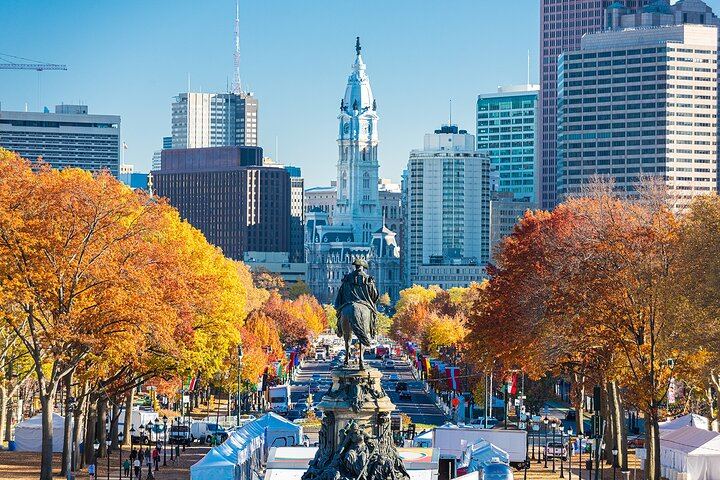 Niagara Falls, Philadelphia, Amish Country and Washington DC 4-Day Tour from NYC (10/12)