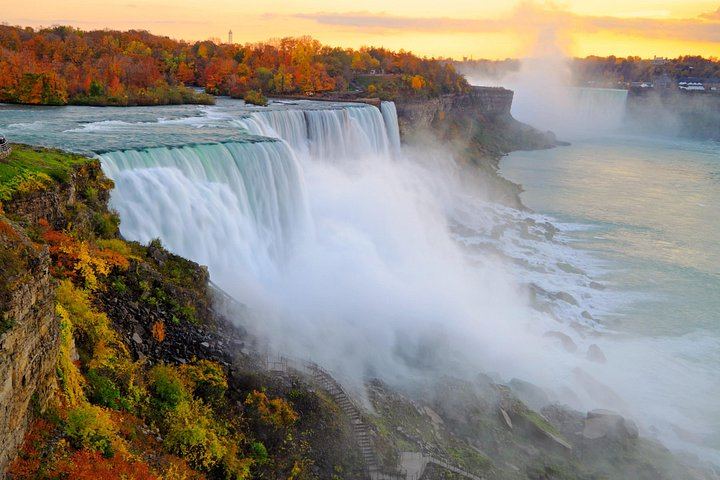 Niagara Falls Day Trip from NYC by Flight with JTB Japanese-English Guide (10/12)