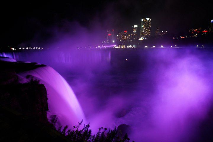 Niagara Falls, Toronto and Thousand Islands 3-Day Tour with 2 Hotel Nights from NYC and NJ (11/12)