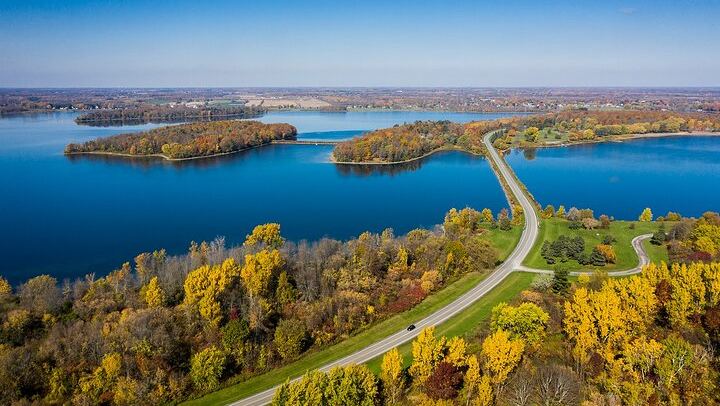 Niagara Falls, Toronto and 1000 Islands 3-Day Coach Tour from NYC with River Cruise (3/12)
