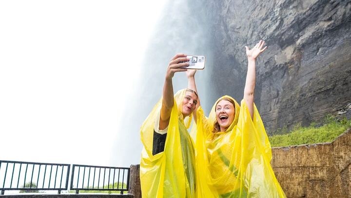Niagara Falls Guided Walk: Skylon Tower, Incline Railway, Journey Behind the Falls (3/12)