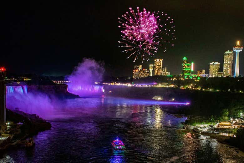Niagara Falls Day Tour from Toronto with Night Light Show and Boat or Dinner Options (4/12)