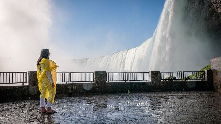 Niagara Falls Walking Tour by WalksDevour: Boat Ride and Journey Behind the Falls (1/12)