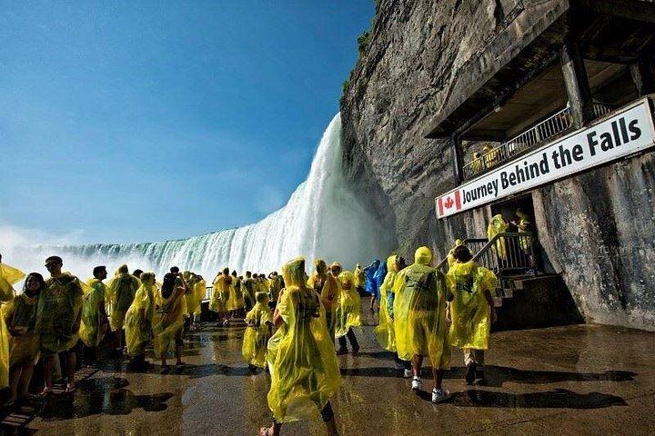 Niagara Falls Both Sides in One Day: Boat, Cave, Skylon Tower Lunch, Whirlpool (2/11)