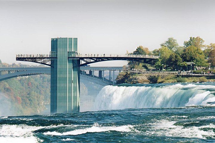 Niagara Falls Both Sides in One Day: Boat, Cave, Skylon Tower Lunch, Whirlpool (4/11)