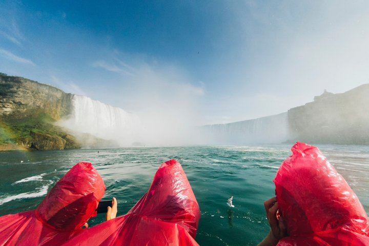 Niagara Falls Small-Group Day Trip from NYC: Viewpoints, Optional Maid of the Mist (6/11)