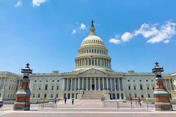 Niagara Falls and Washington DC 3-Day Tour from New York with Corning Glass (4/7)