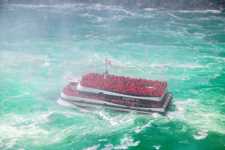 Niagara Falls Overnight 2-Day Bus Tour from NYC with Watkins Glen and Outlets (3/11)