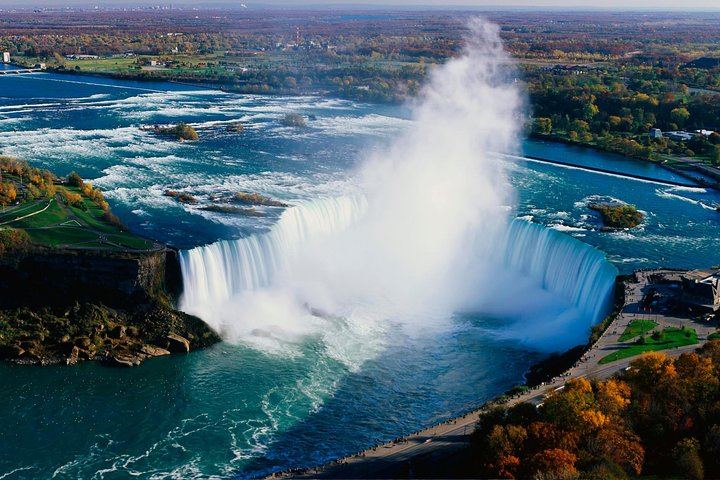 Niagara Falls Small-Group Day Tour from Toronto with Boat Cruise and Fudge Tasting (3/8)