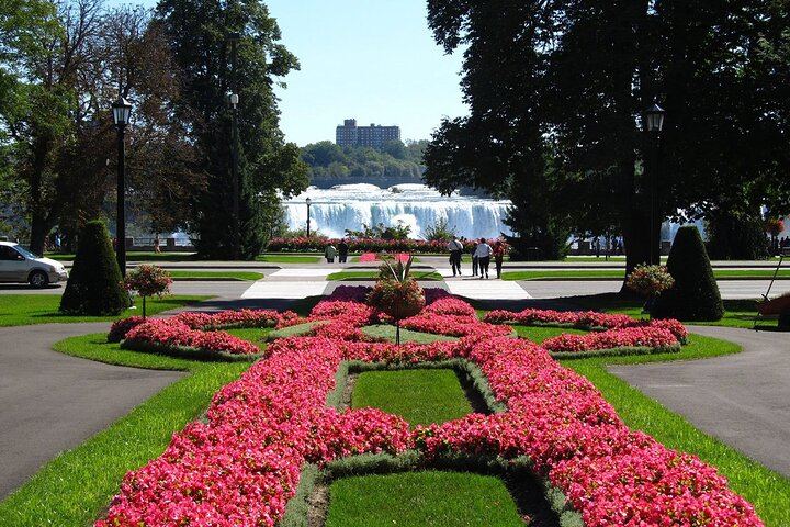 Niagara Falls Canada Tour by Magnificent Tours: Cruise, Behind the Falls, Whirlpool (12/12)