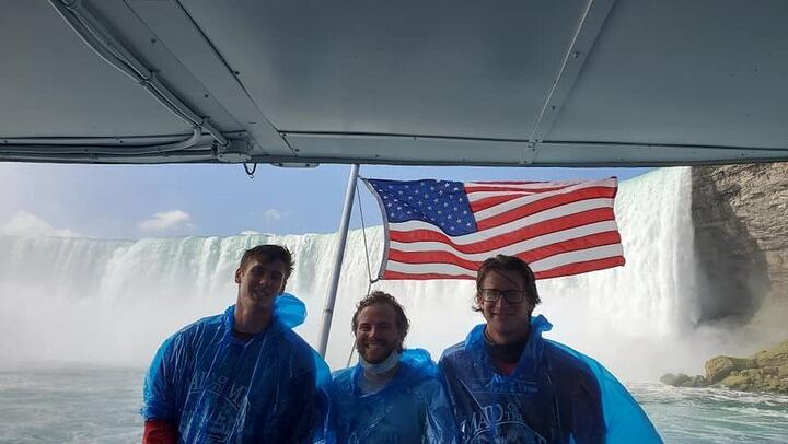Niagara USA Guided Walk Ending at Cave of the Winds, with Maid of the Mist and Film (2/12)