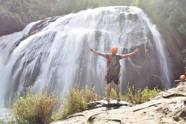 VIP Dalat Canyoning with Rope Training: Knots, Harness, Abseiling and Local Lunch (7/11)