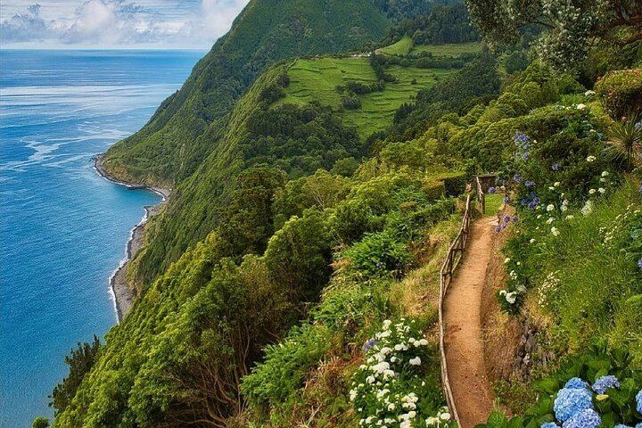 Full-Day Nordeste Waterfalls and Lighthouse Tour with Lunch, Sao Miguel (1/12)
