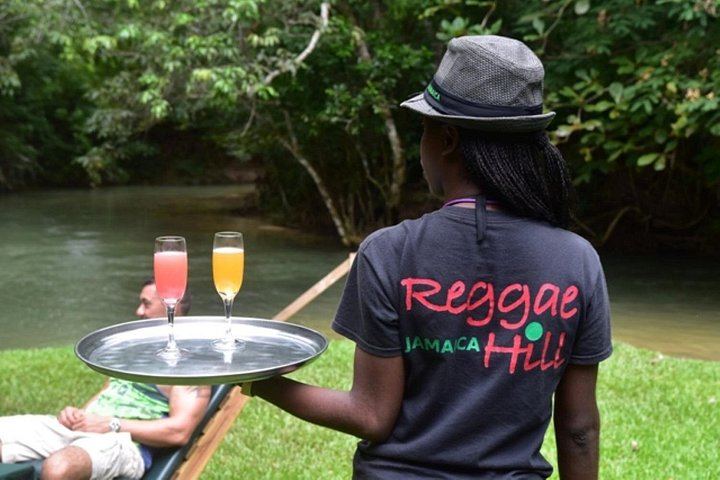 Blue Hole Pools and Reggae Hill River Garden Day Trip from Ocho Rios with Pickup (8/12)