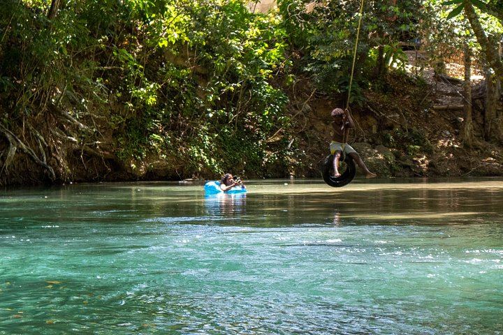 Blue Hole Pools and Reggae Hill River Garden Day Trip from Ocho Rios with Pickup (9/12)