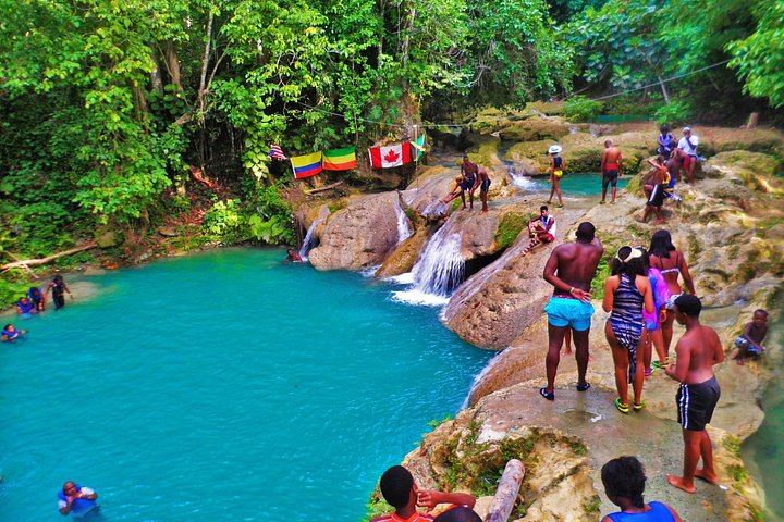 Blue Hole Pools and Reggae Hill River Garden Day Trip from Ocho Rios with Pickup (4/12)
