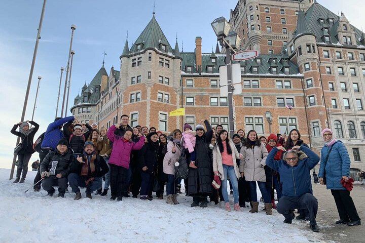 One-Day Tour from Montreal: Old Quebec Fortifications and Montmorency Falls by Bus (10/12)