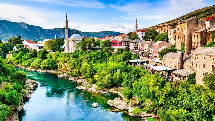 Kravice Falls, Mostar Old Town and Pocitelj Day Trip from Dubrovnik with English Guide (3/12)