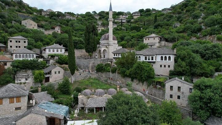 Small-Group Tour from Mostar: Fortica Skywalk, Blagaj, Počitelj, Kravice Falls (2/6)