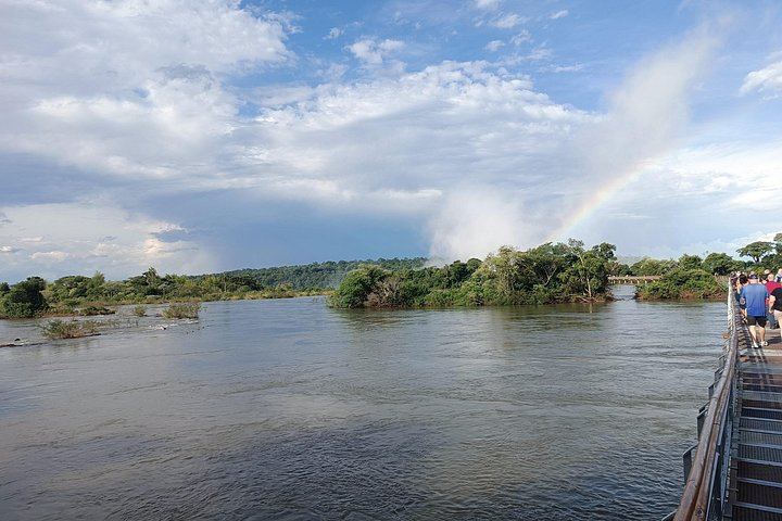 Iguazu Falls Tour with Private Transport and a Tourism-Trained Guide, Argentina and Brazil (9/12)