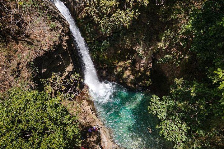 Las Pailas Trail, Oropendola Waterfall and Hot Springs Combo from Hacienda Guachipelin (3/10)