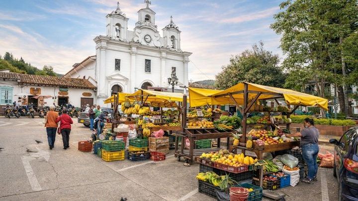 Half-Day El Retiro and Tequendamita Falls Private Pickup Tour from Medellin (1/11)