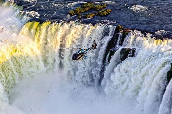 Helisul 10-Minute Helicopter Flight over Iguassu Falls from Foz do Iguacu