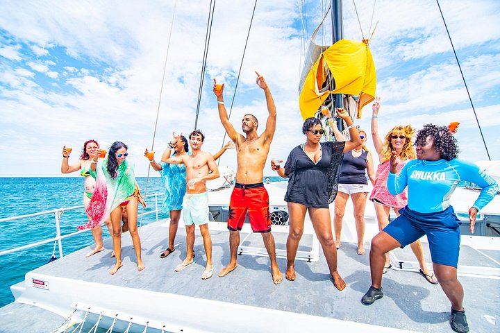 Dunn's River Falls Chukka Catamaran Cruise with Snorkel Stop from Ocho Rios (10/12)