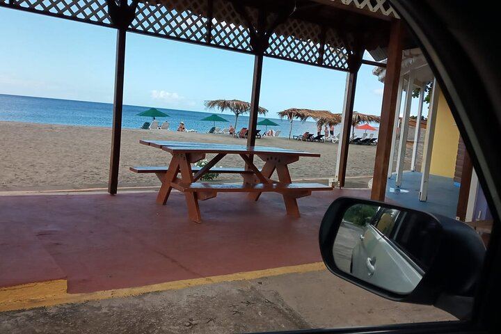 Pepper's Choice Dominica: Emerald Pool, Trafalgar Falls, Mero Beach, Ti Kwen Glo Cho (10/12)