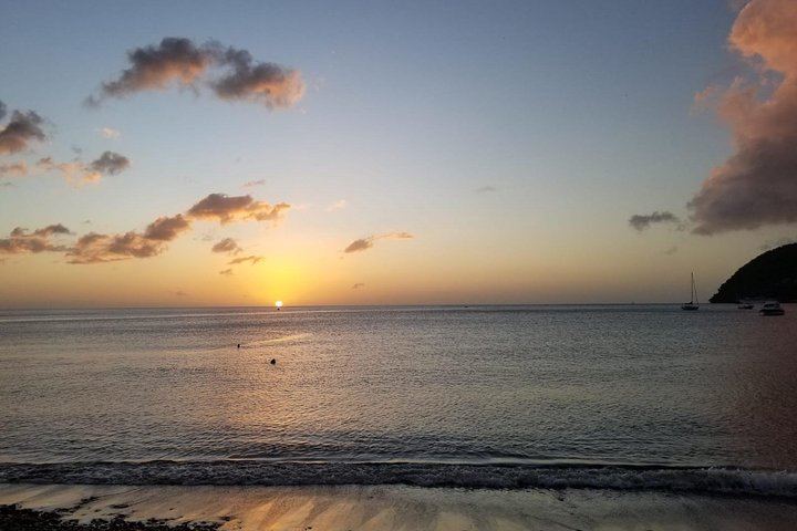 Pepper's Choice Dominica: Emerald Pool, Trafalgar Falls, Mero Beach, Ti Kwen Glo Cho (7/12)