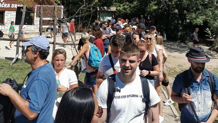 Plitvice Lakes Morning or Afternoon Tour from Zadar with Panoramic Boat Ride (2/12)