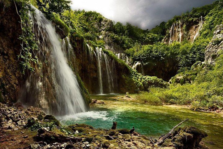 Plitvice Lakes Morning or Afternoon Tour from Zadar with Panoramic Boat Ride (1/12)