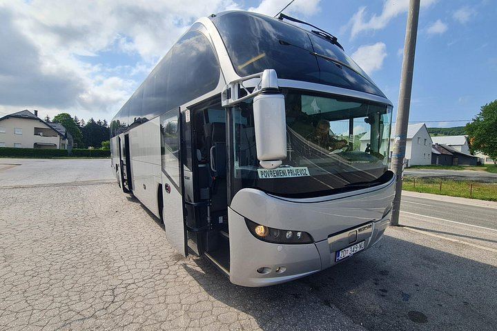 Plitvice Lakes Morning or Afternoon Tour from Zadar with Panoramic Boat Ride (4/12)