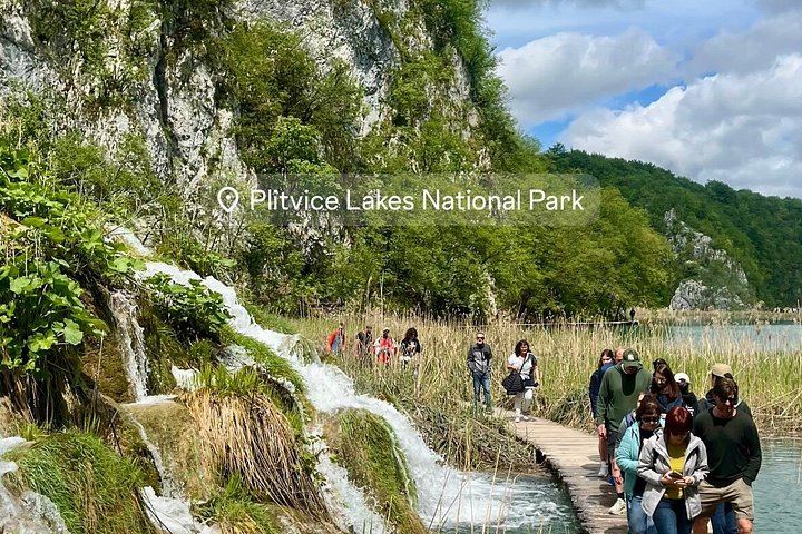 Plitvice Lakes Ten-Hour Day Trip from Zadar by Bus with Ticket Pickup by Guide (8/10)