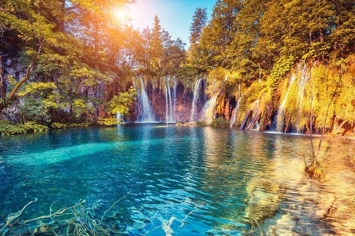 Plitvice Lakes Guided Day Tour from Zagreb with Boat and Electric Train Rides (10/10)