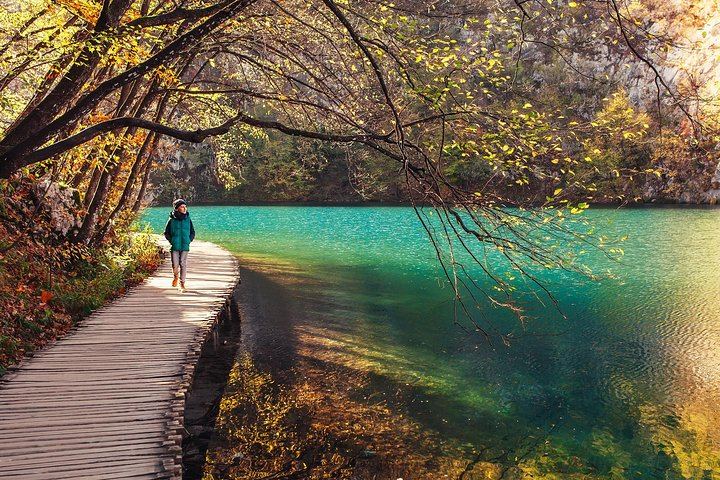 Plitvice Lakes Guided Day Tour from Zagreb with Boat and Electric Train Rides (5/10)