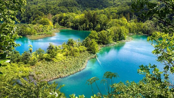Plitvice Lakes 12-Hour Guided Day Tour from Split with Upper Lakes Hike (2/12)