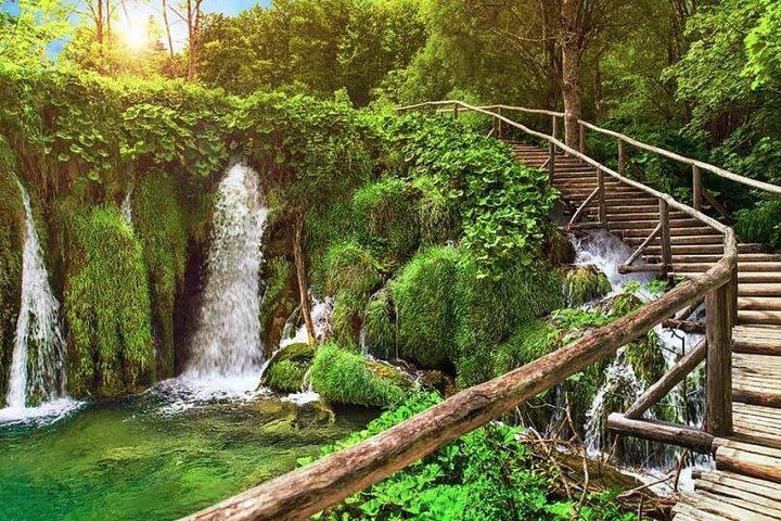 Plitvice Lakes 12-Hour Guided Day Tour from Split with Upper Lakes Hike (8/12)