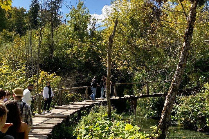 Plitvice Lakes 12-Hour Guided Day Tour from Split with Upper Lakes Hike (10/12)