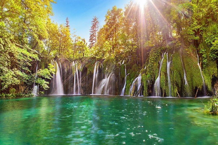Plitvice Lakes 12-Hour Guided Day Tour from Split with Upper Lakes Hike (5/12)